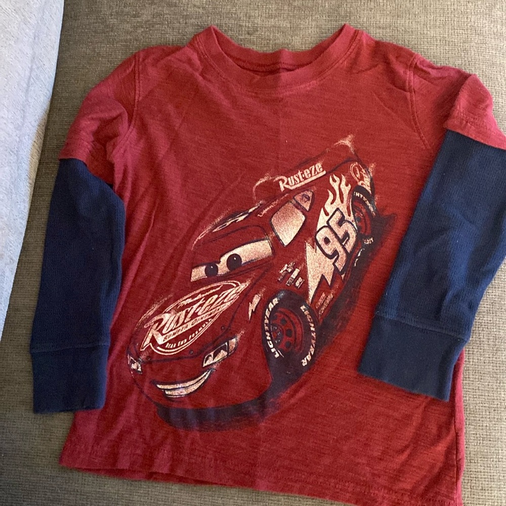 LIGHTNING MCQUEEN shirt